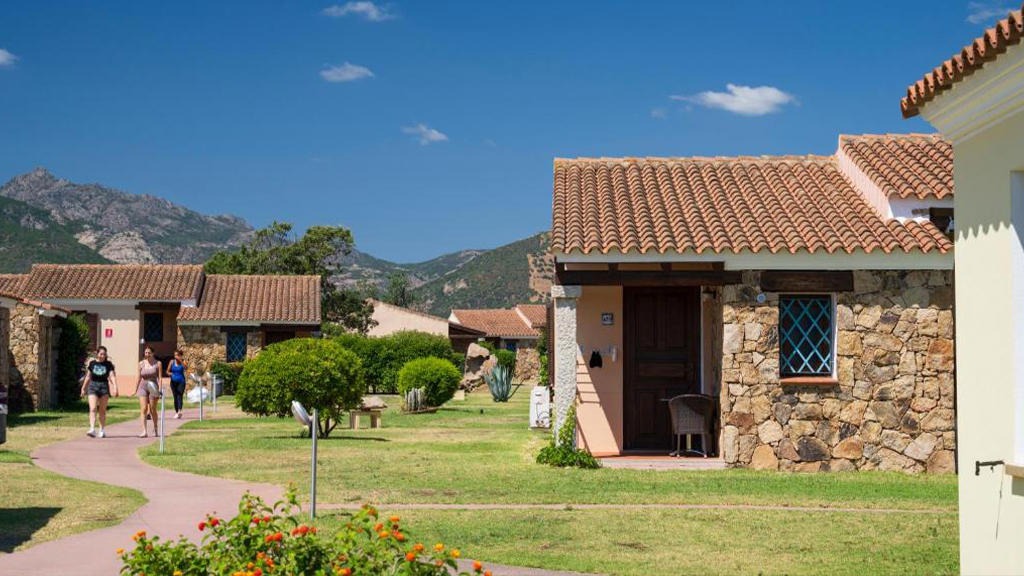 Li Suari Club Village