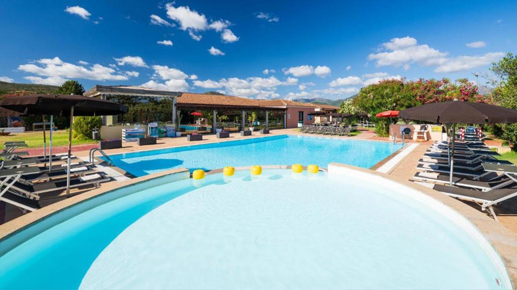 Li Suari Club Village