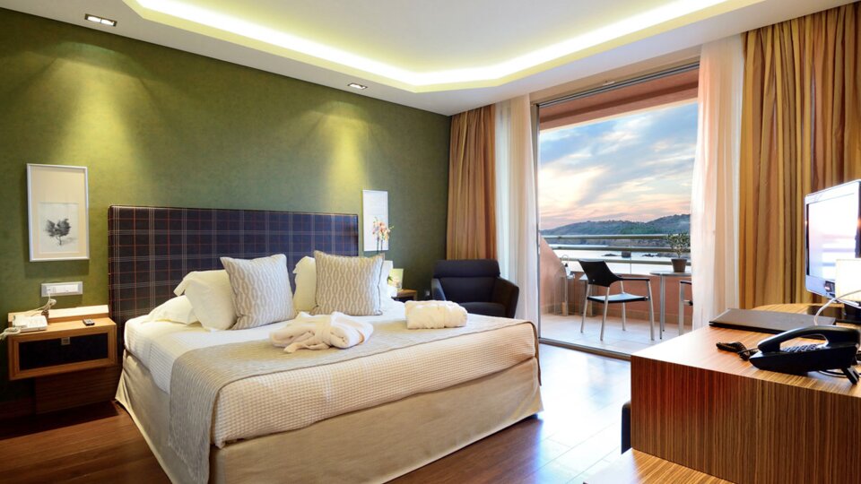Royal Paradise Beach Resort & Spa