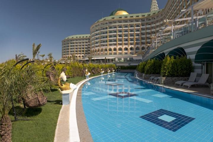Delphin Imperial Lara
