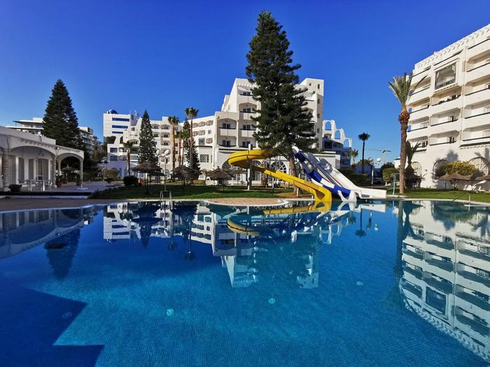 Hotel Jinene Resort