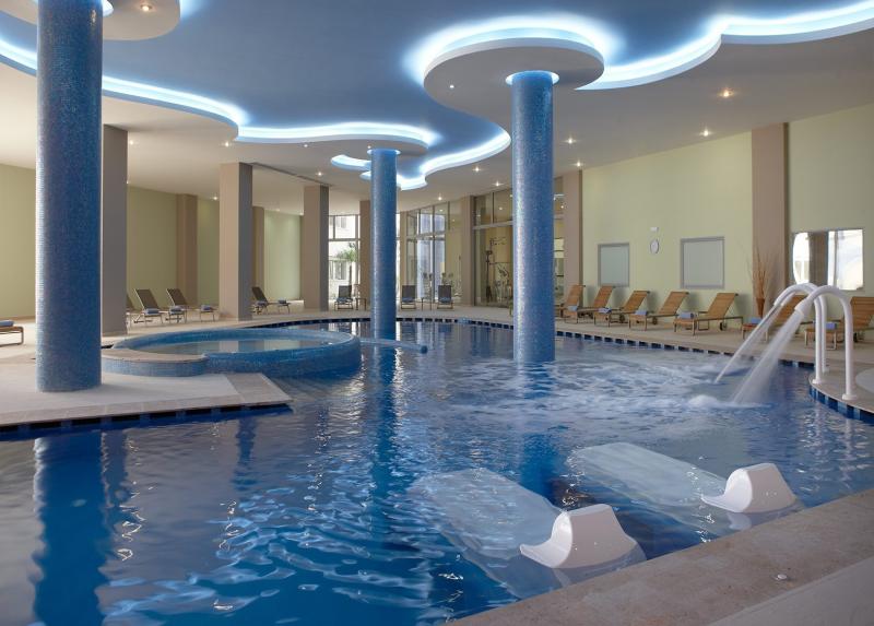 Atrium Platinum Spa Resort Hotel