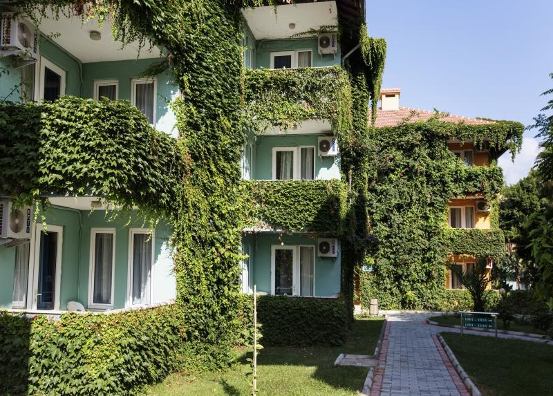 Armas Green Fugla Hotel