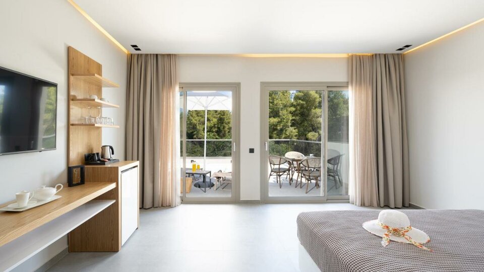 Hotel Chrousso Village