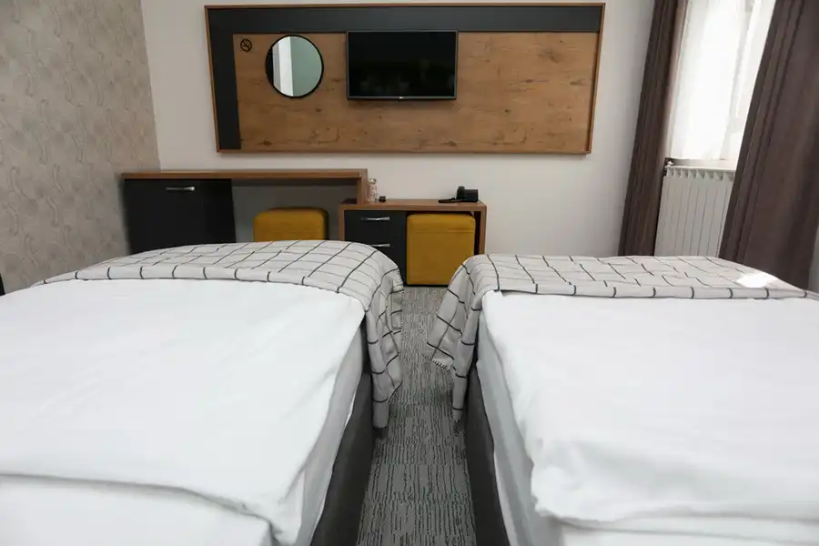 Hotel Board