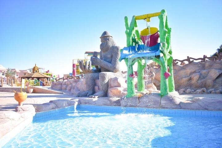 Hotel Parrotel Aqua Park Resort