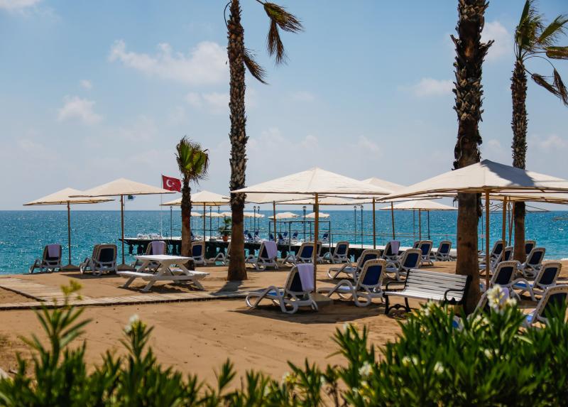 Adora Hotel & Resort Hotel