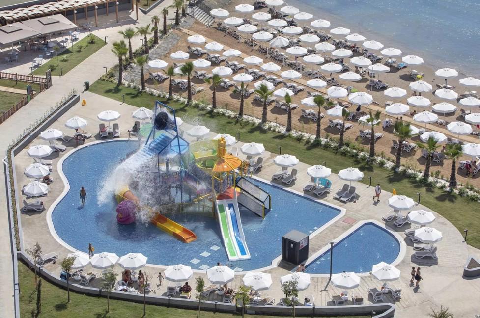 Mylome Luxury Hotel & Resort