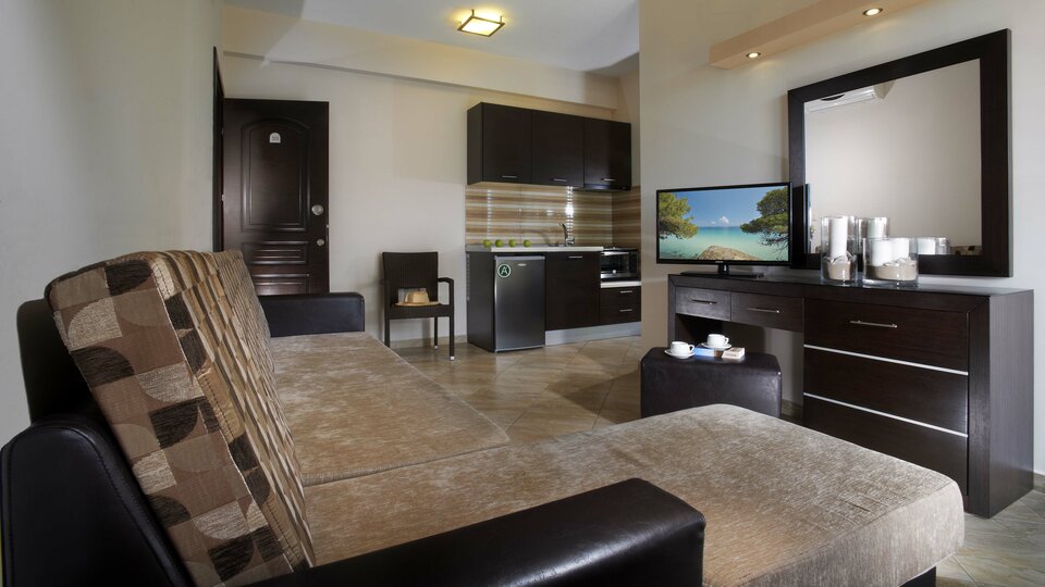 Hotel 4 You Hotel and Apartments