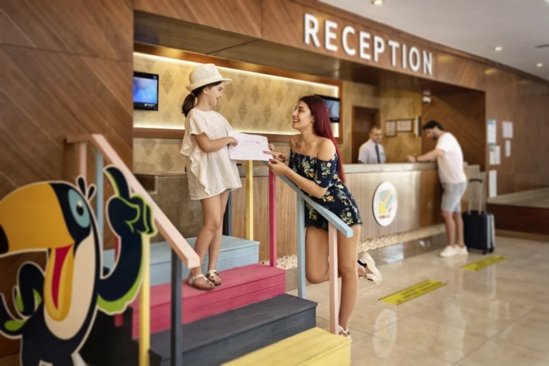 Fun & Sun Club Life Hotel