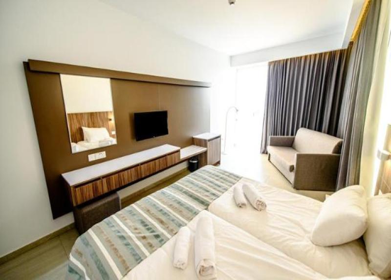 Eleana Hotel
