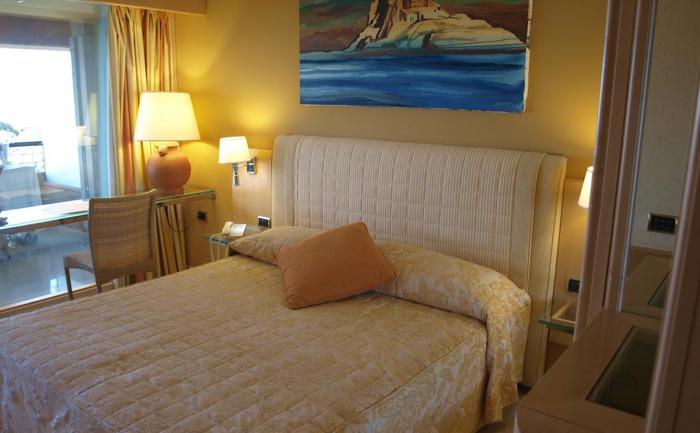 Acacia Resort