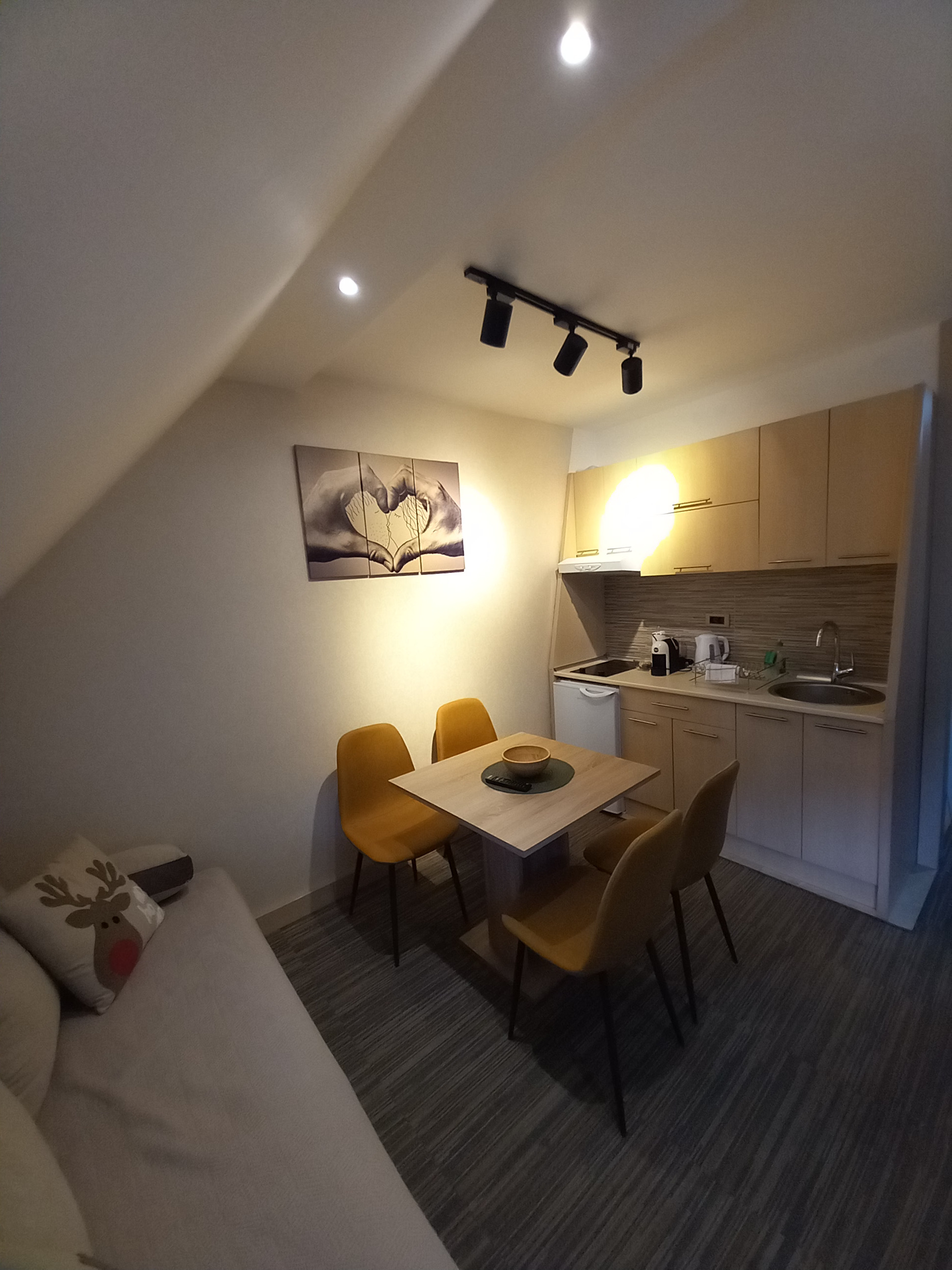 Apartmani Tri M