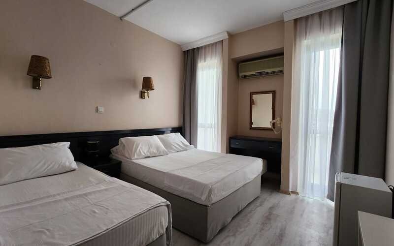 Minay Hotel