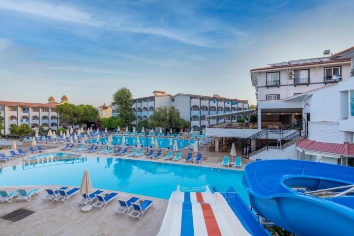 Hotel Armas Bella Sun