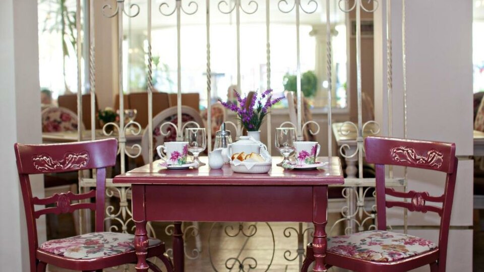 Parthenon Art Hotel