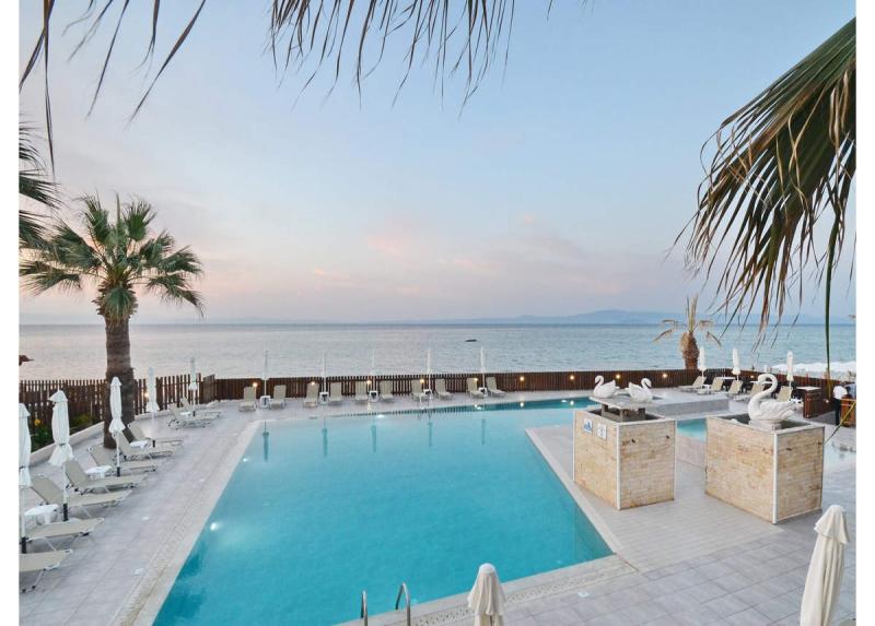 Sousouras Beach Hotel