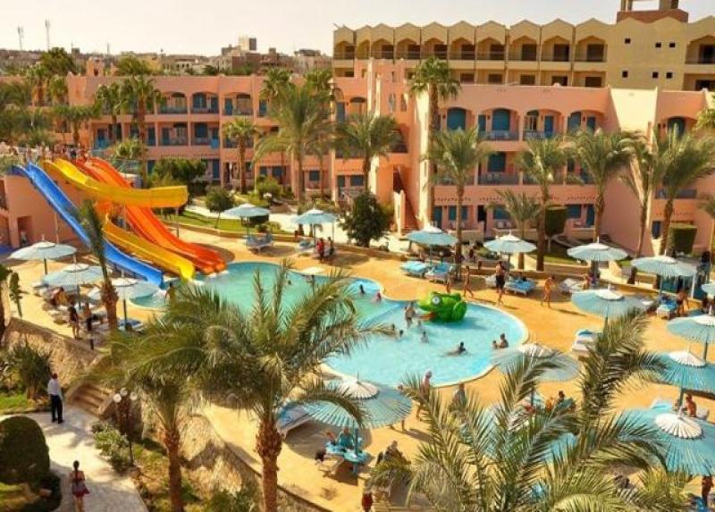 La Pacha Resort Hotel