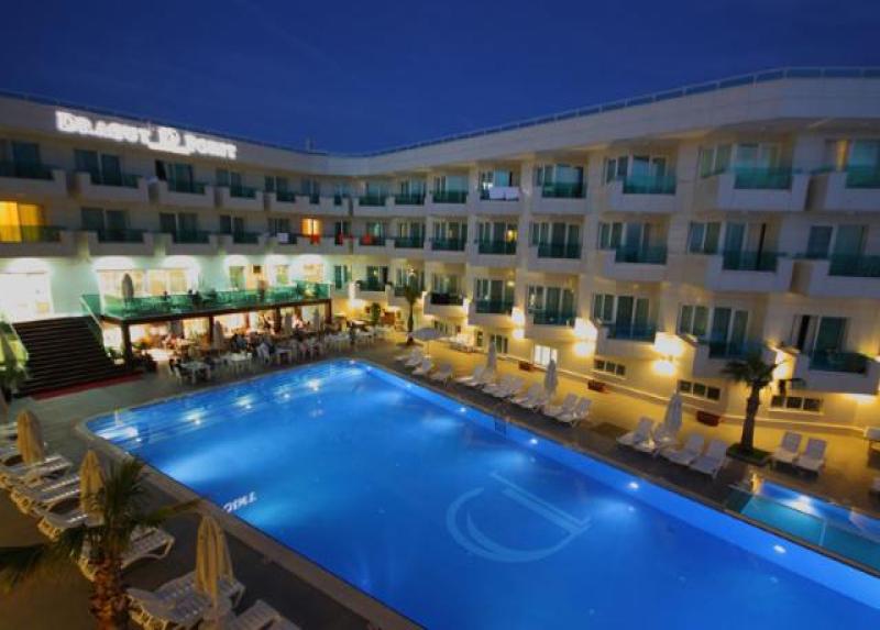 Dragut Point North Hotel