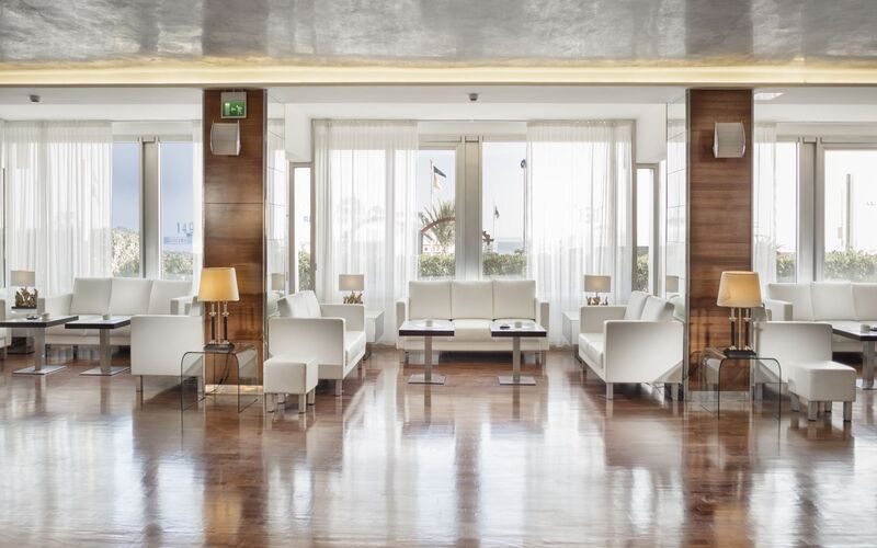 Ascot Hotel