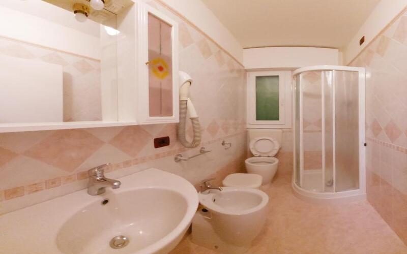 Hotel Trevi