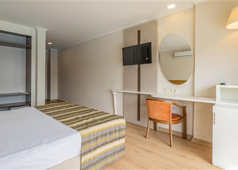 Euphoria Comfort Beach (Ex.Loxia Comfort Beach Alanya) Hotel