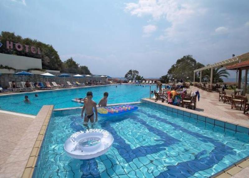 Aristoteles Holiday Resort & Spa Hotel