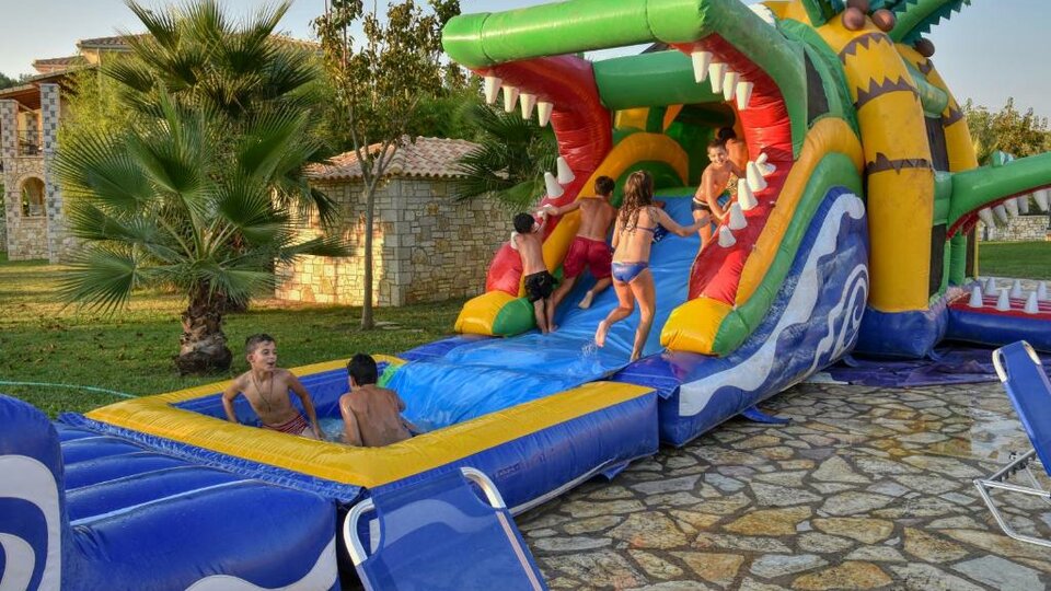 Perdika Resort 