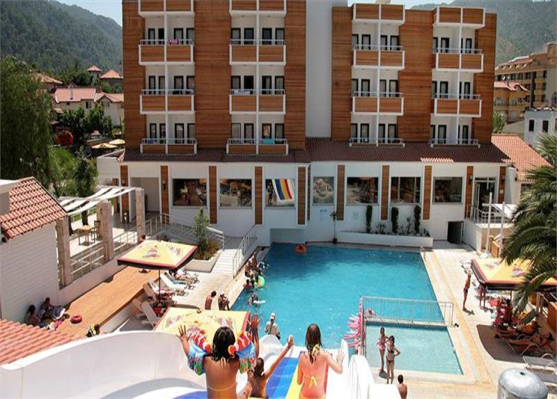 Club Munamar Beach Resort Hotel