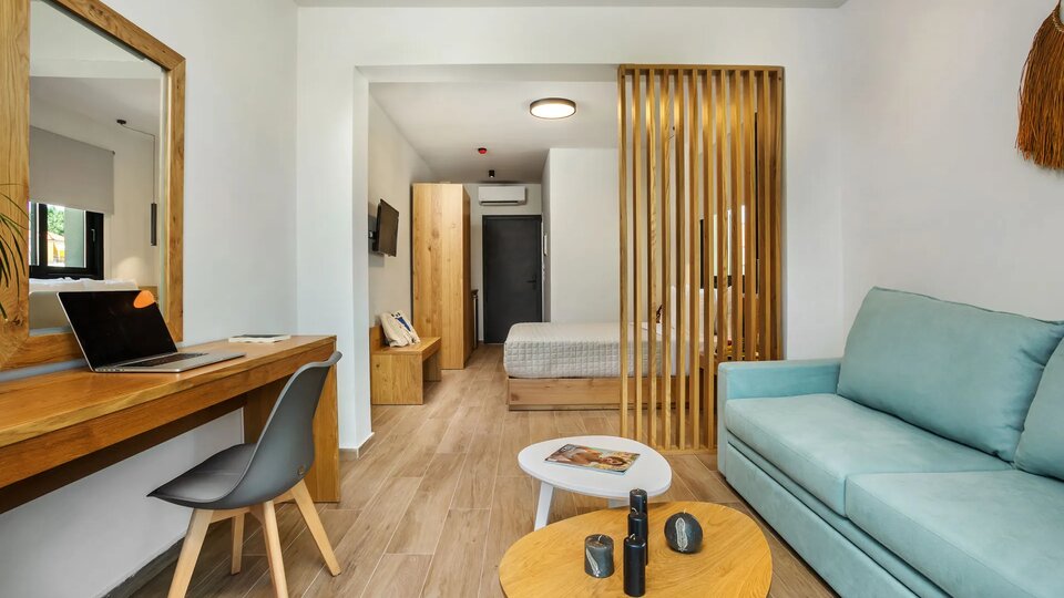 AlexMare Suites
