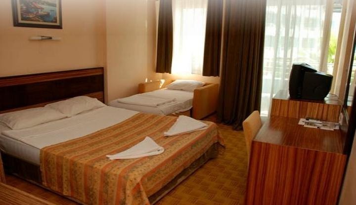 Senza Grand Santana Hotel