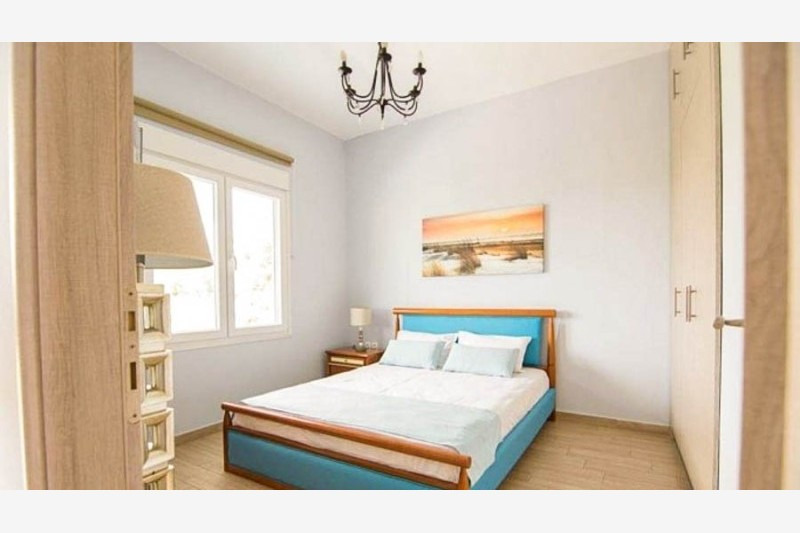 Vila Blue and White Luxury III
