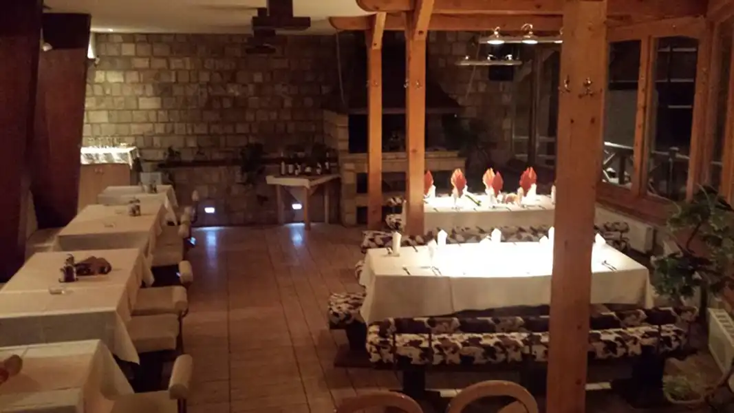 Hotel Dva Javora