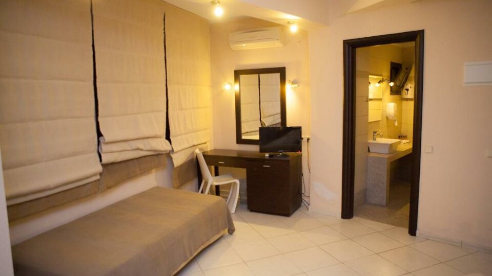 Hotel Greek Pride Aithrion