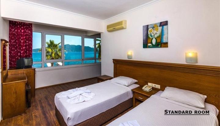 Honeymoon Beach Hotel