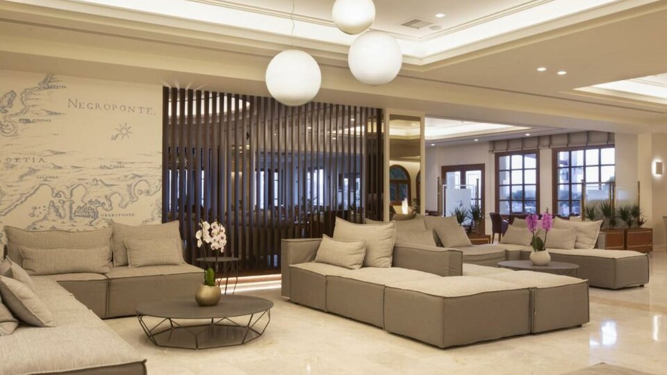 Negroponte Resort