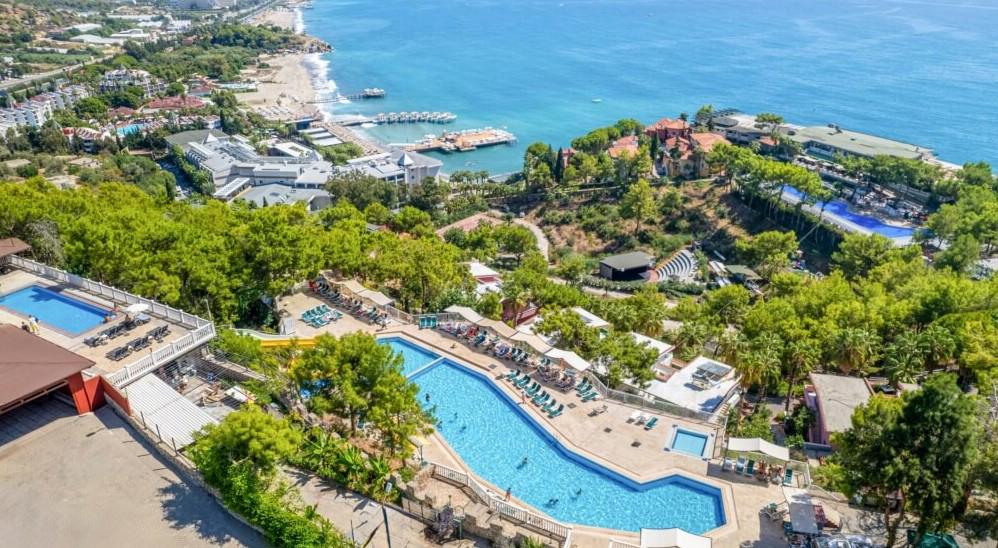 Senza Garden Holiday Club