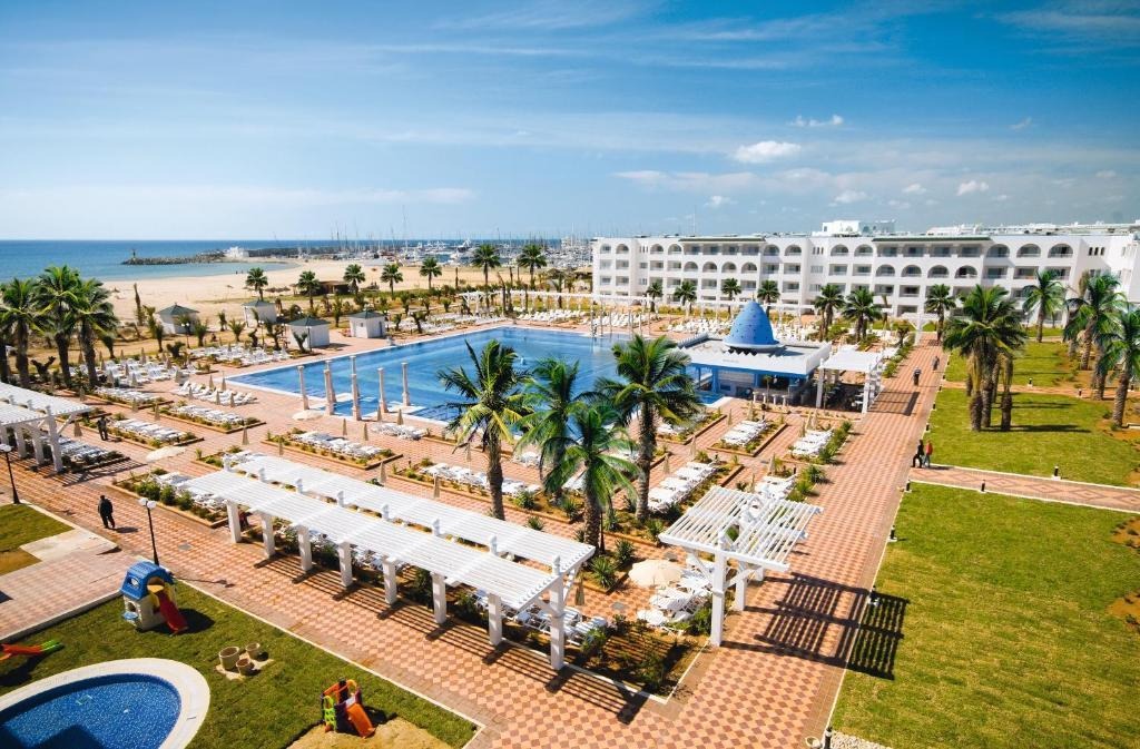 Occidental Marco Polo Hotel