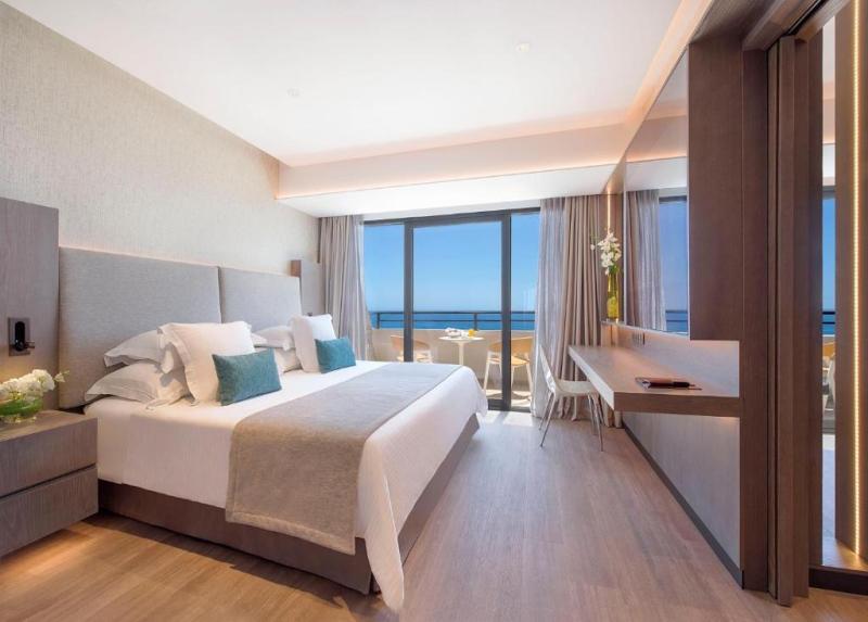 Amathus Beach Hotel