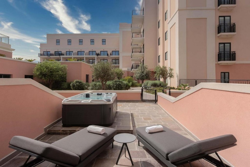 Westin Dragonara Resort Hotel