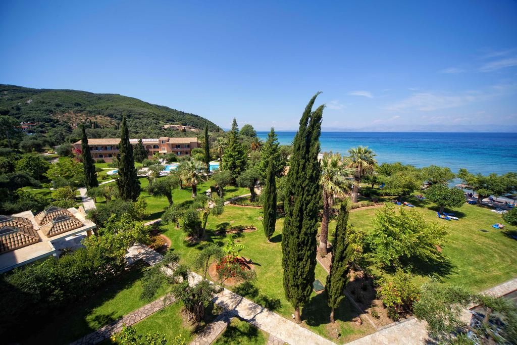 Delfinia Hotel 