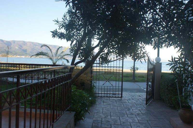 Vila Dimitra INN