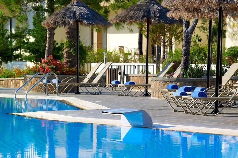 Hotel Kiotari Miraluna