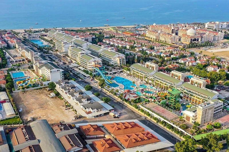 Crystal Waterworld Aqua Collection Hotel