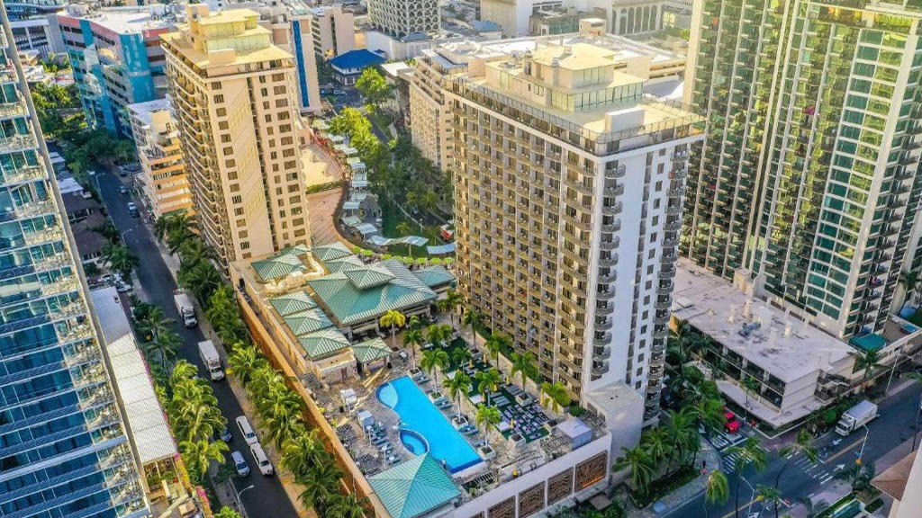 Embassy Suites By Hilton Waikiki Beach Walk
