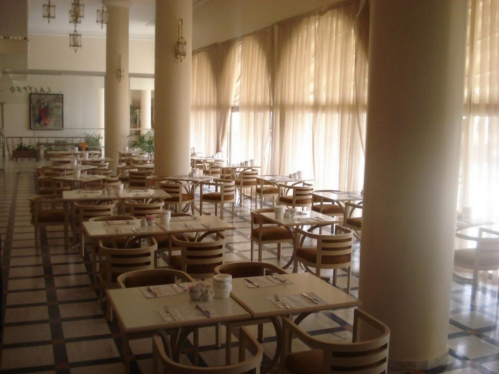 Hotel Golden Coast