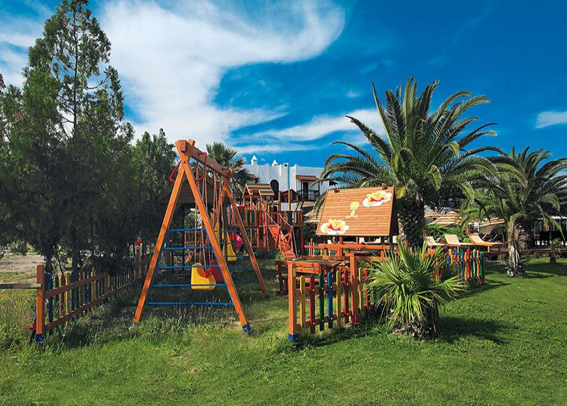Costa Bitezhan Beach Hotel