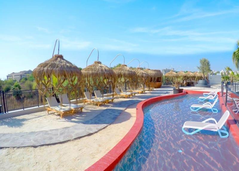 Dream World Palace Hotel