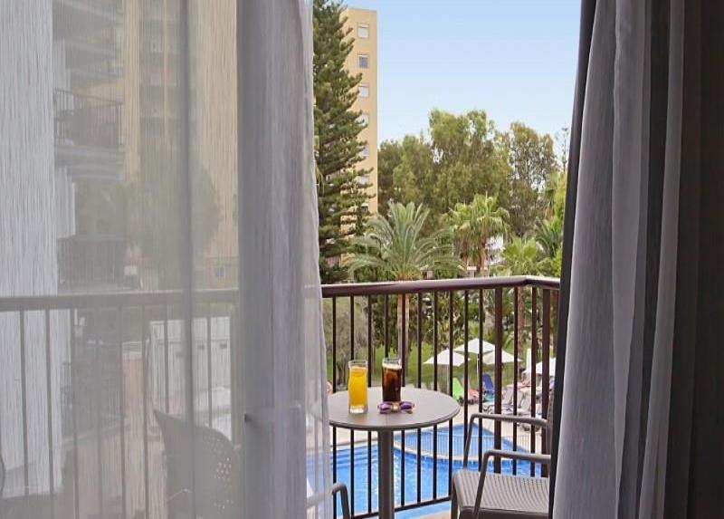 Fergus Bermudas Hotel