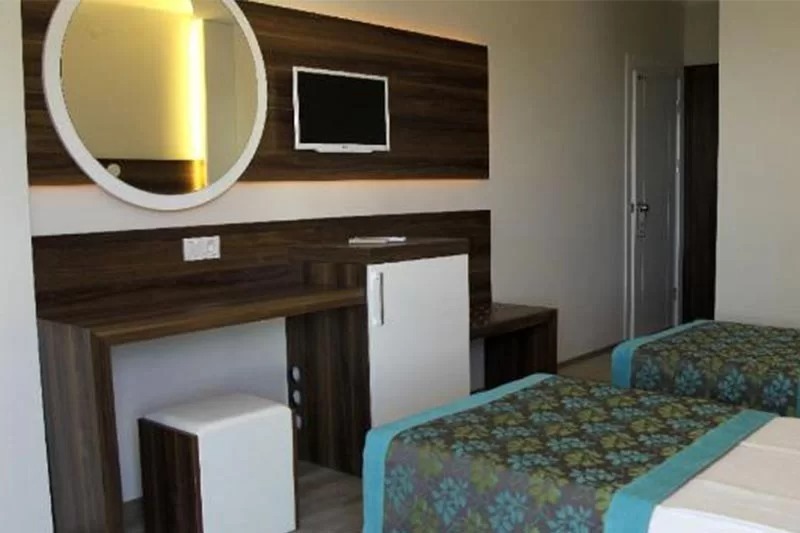Kleopatra Blue Hawaii Hotel
